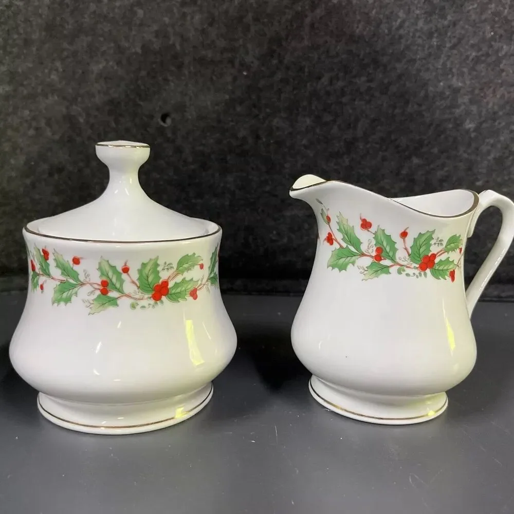 VTG China Pearl Fine China Noel Creamer‎ and Sugar Set Holly Berries